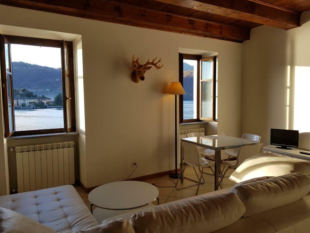 Casa Vacanza Isola オルタ・サン・ジューリオ エクステリア 写真